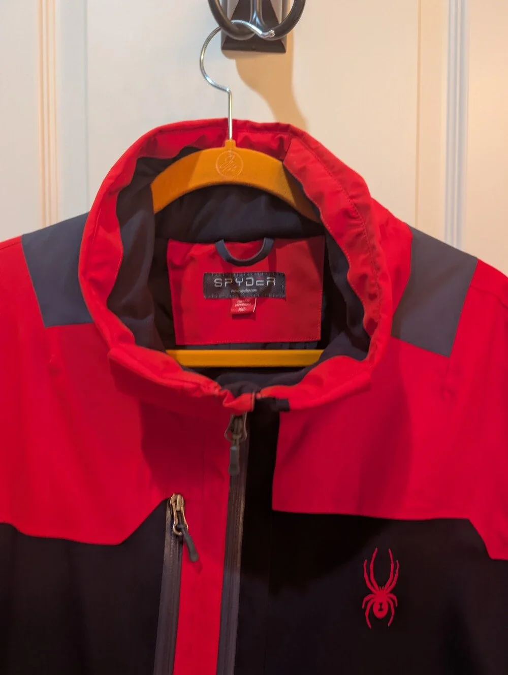 Spyder technical ski